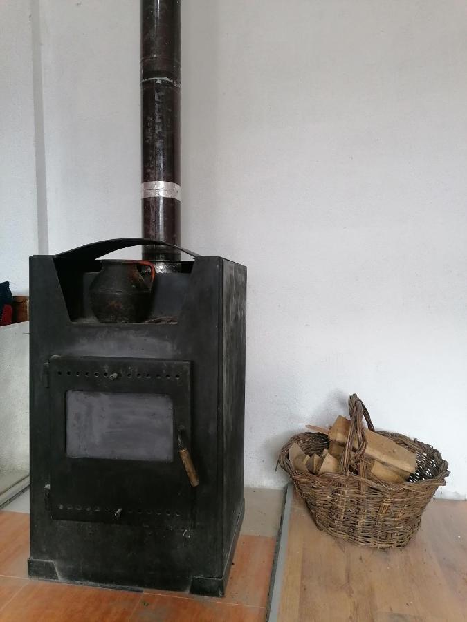 Лилянината Къща Βίλα Kalofer Εξωτερικό φωτογραφία